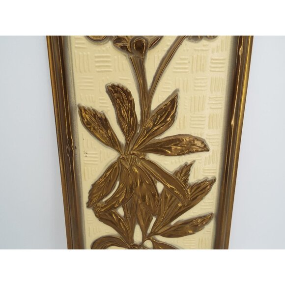 Pair of Vintage MCM Elpec England Embossed Gold Floral Wall Plaques - Picture 8 of 11